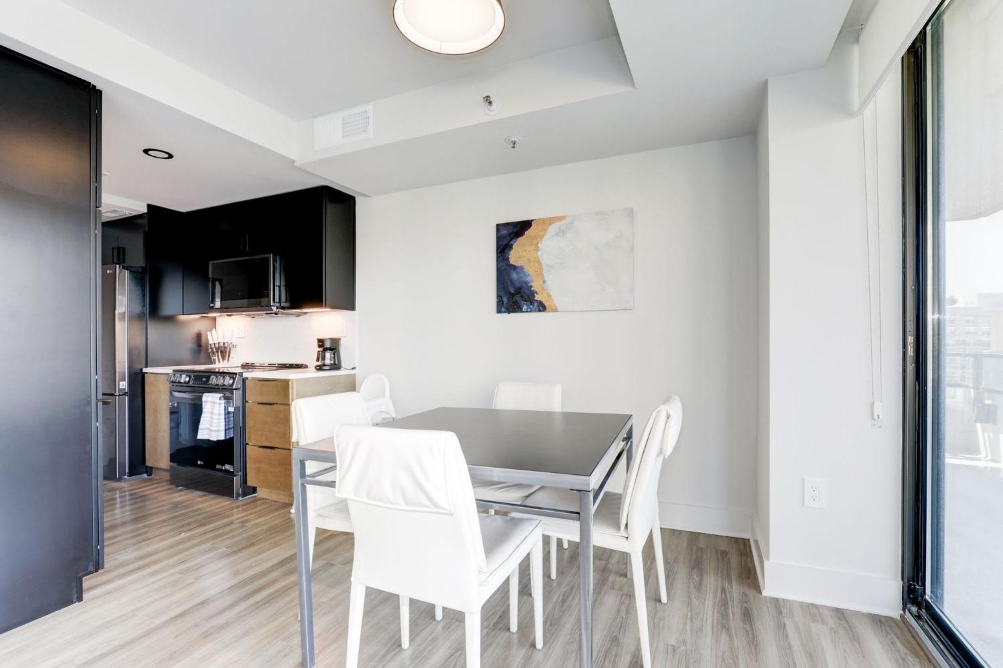2Br Executive Apartment In Prime Location 알링턴 외부 사진