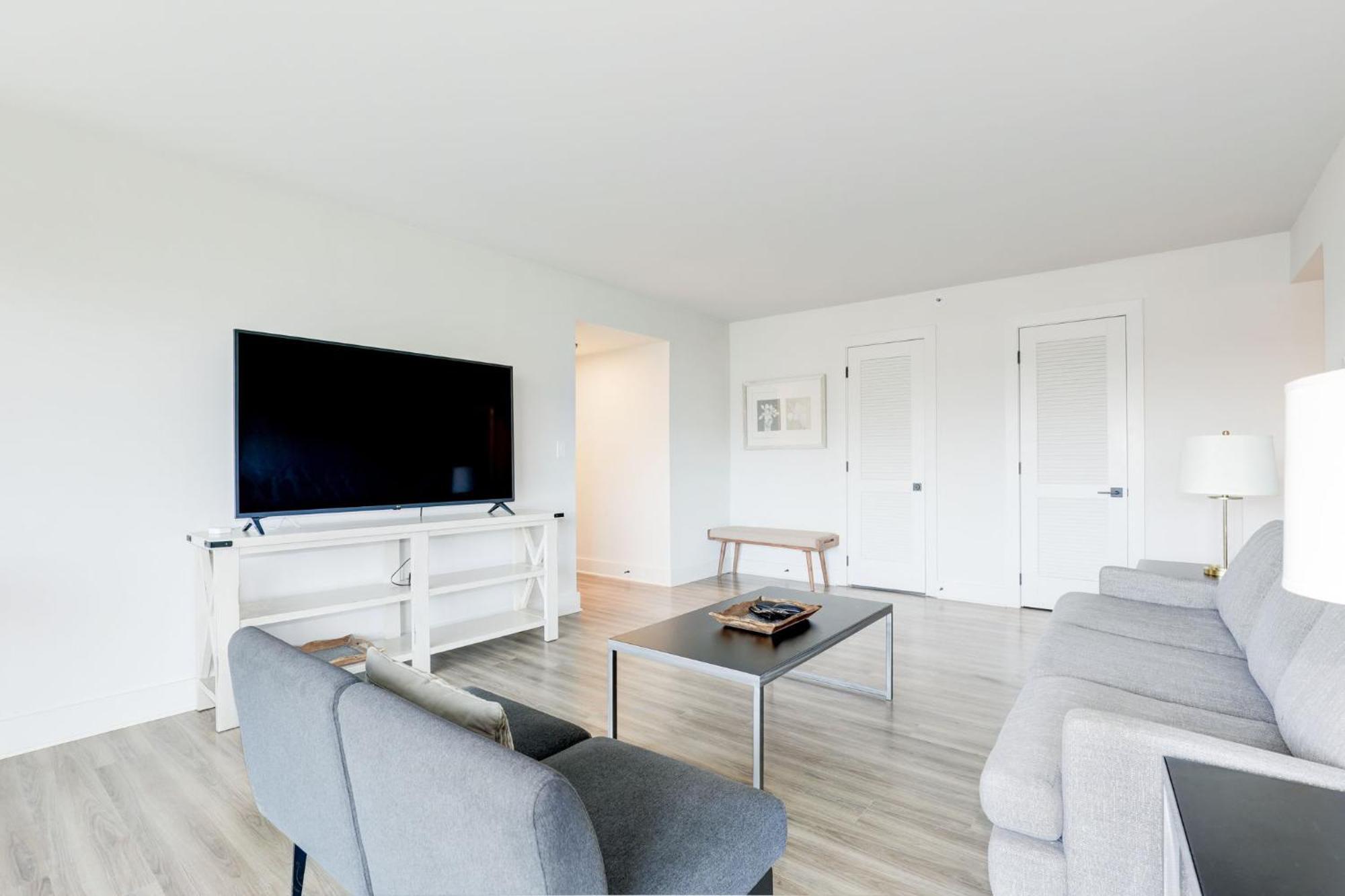 2Br Executive Apartment In Prime Location 알링턴 외부 사진