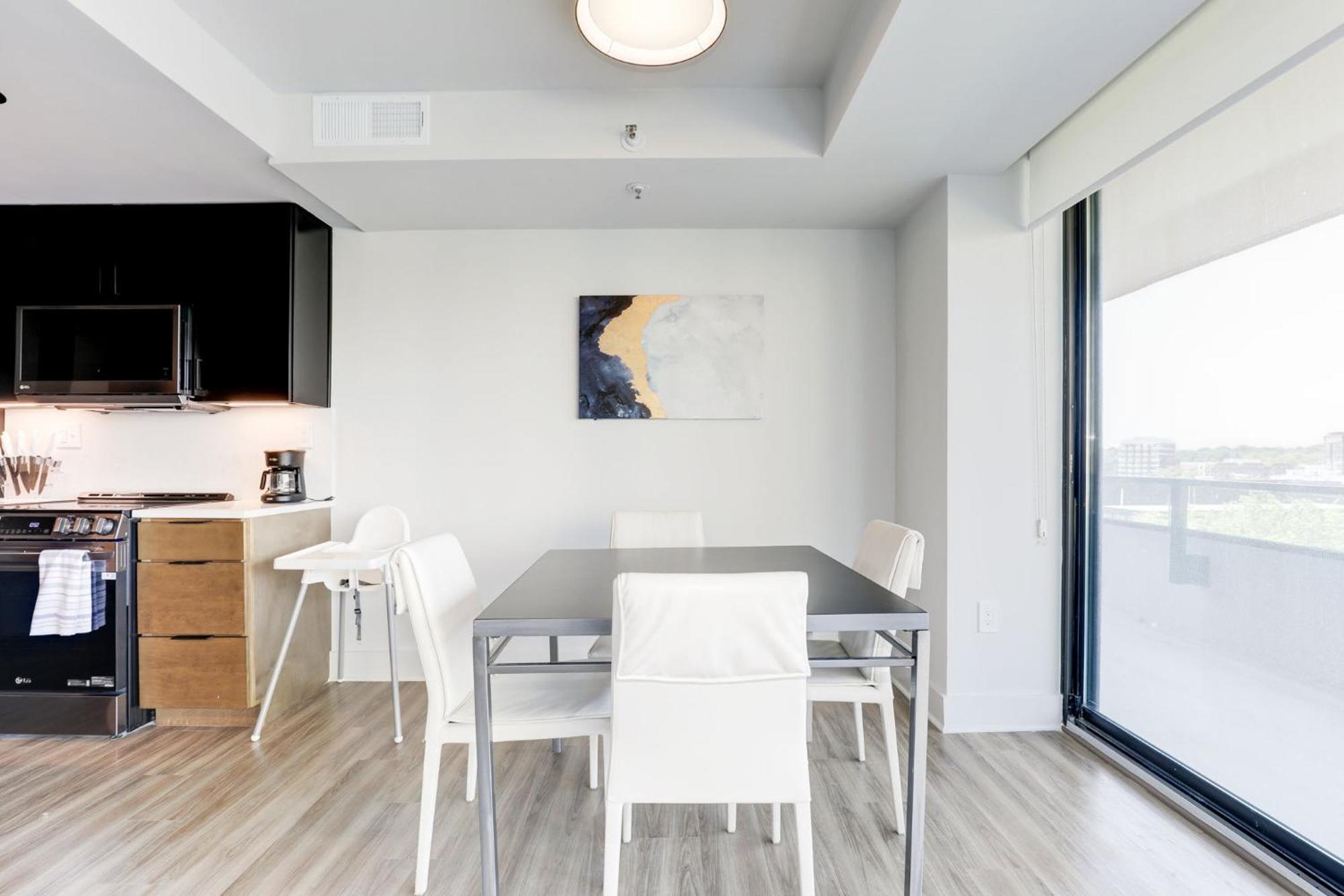 2Br Executive Apartment In Prime Location 알링턴 외부 사진