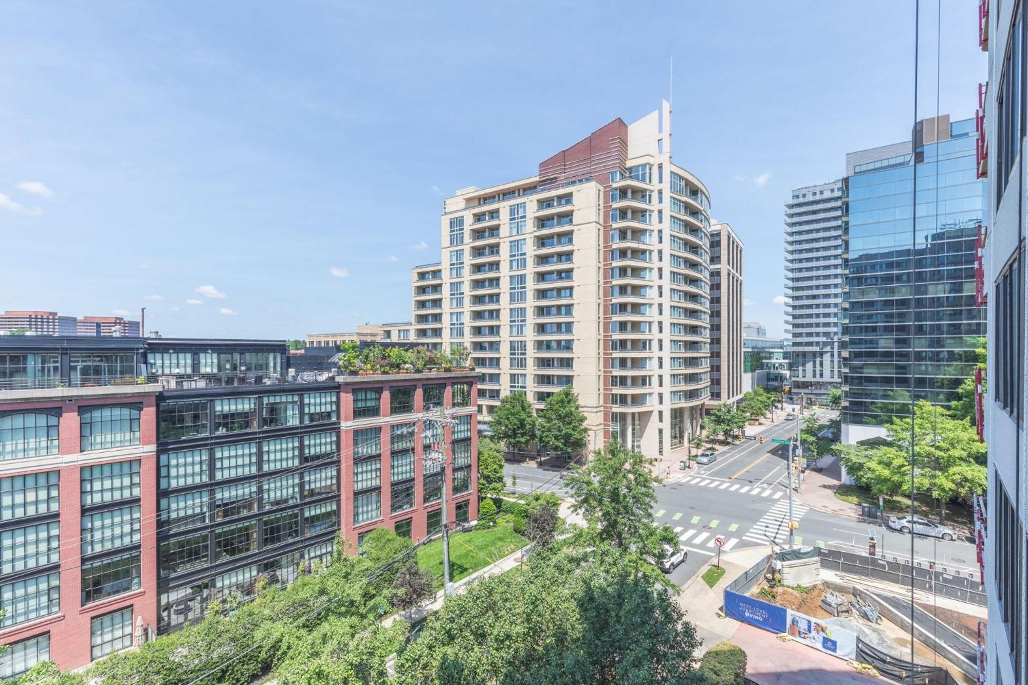 2Br Executive Apartment In Prime Location 알링턴 외부 사진